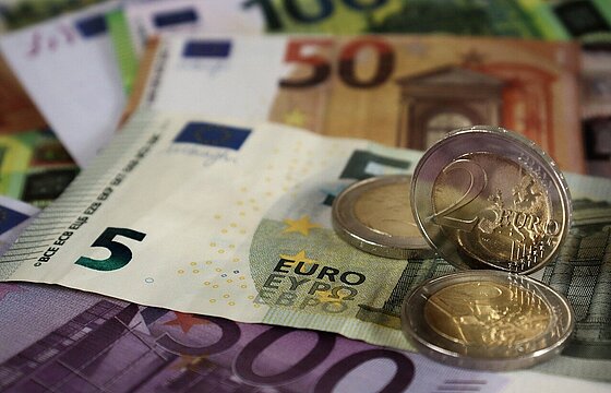 Euromünzen und -scheine
