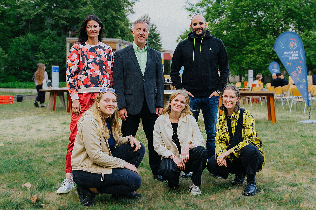 Gruppenfoto des CEDUs-Teams