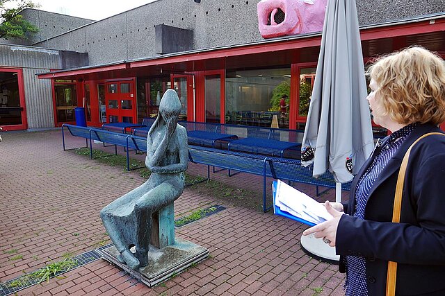 Marianne Kiesselbach, Die Sinnende, 1971